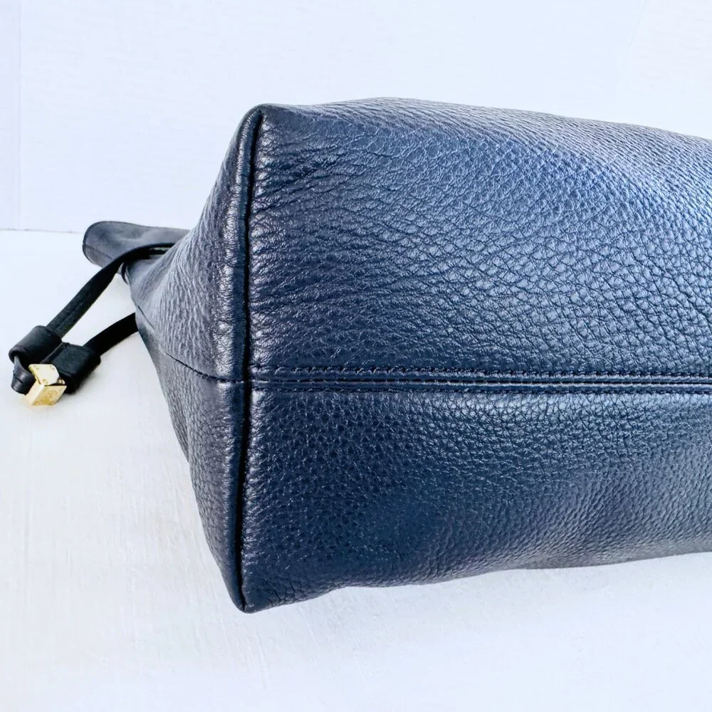Tory Burch THEA Navy Blue Pebbled Leather‎ Gold Chain Shoulder Tote Bag